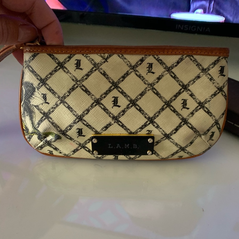 Wristlet